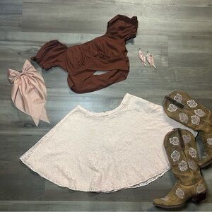 Elegant Peach Lace Skirt